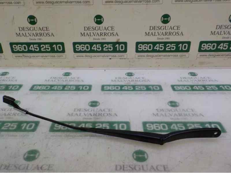 Recambio de brazo limpia delantero derecho para ford focus st-line referencia OEM IAM 2206251  