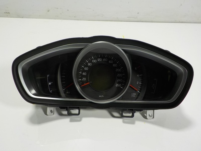 Recambio de cuadro instrumentos para volvo v40 cross country 1.6 diesel cat referencia OEM IAM 36011338 31412873 
