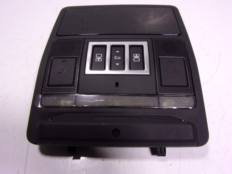 Recambio de piloto interior para land rover new discovery l462 3.0 d referencia OEM IAM  HJ32519A58A 