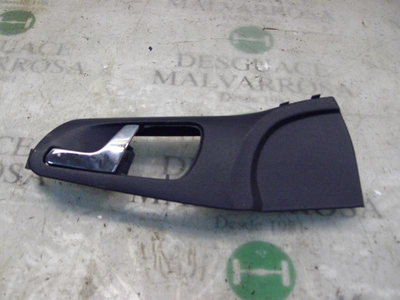 Recambio de maneta interior delantera izquierda para skoda octavia berlina (1u2) classic referencia OEM IAM   