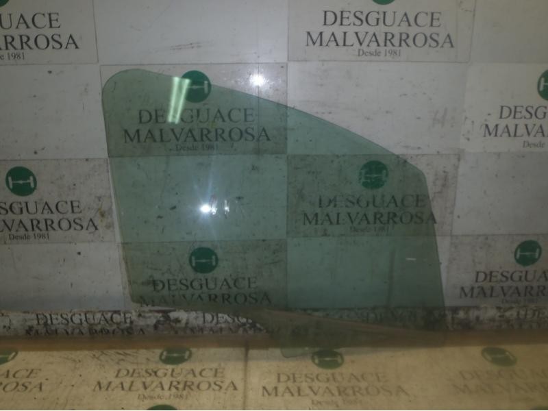 Recambio de cristal puerta delantero derecho para citroën c3 1.4 hdi sx referencia OEM IAM   
