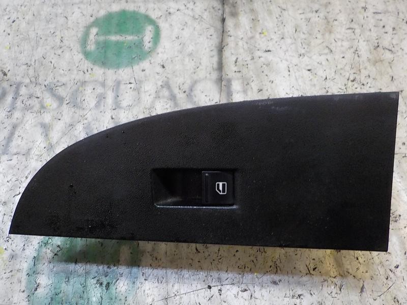 Recambio de mando elevalunas delantero derecho para seat leon (1p1) 1.9 tdi referencia OEM IAM 7L6959855BREH  
