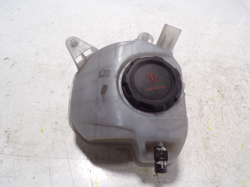 Recambio de deposito expansion para volkswagen polo 1.0 tsi referencia OEM IAM 2Q0121407D  