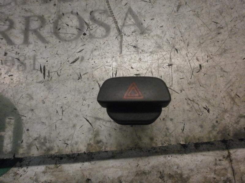 Recambio de warning para ford fiesta (cbk) futura referencia OEM IAM   