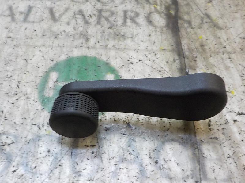 Recambio de maneta elevalunas trasera derecha para seat leon (1p1) 1.9 tdi referencia OEM IAM 1M08375819B9  