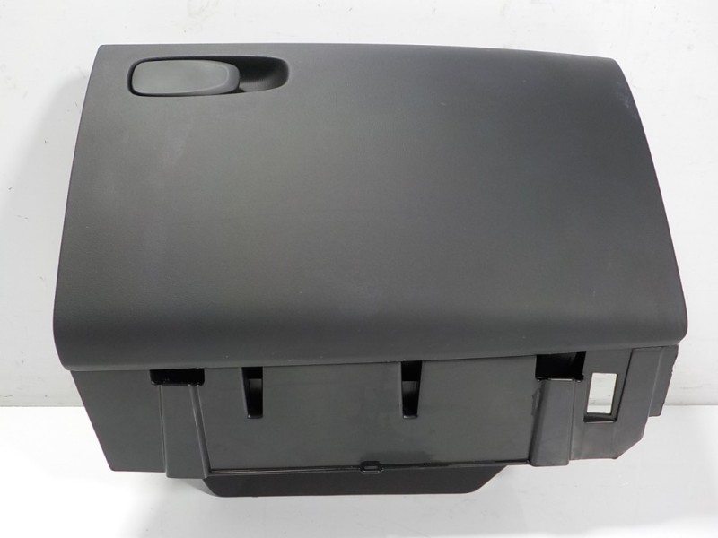 Recambio de guantera para volvo v40 cross country 1.6 diesel cat referencia OEM IAM 39815921 1284503 