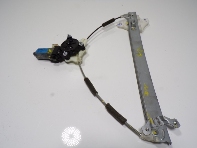 Recambio de elevalunas delantero derecho para hyundai i20 1.2 cat referencia OEM IAM 82404C7010 82460C7000 5L31207