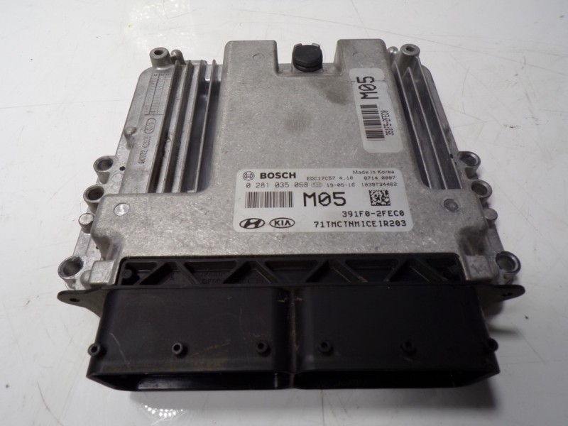 Recambio de centralita motor uce para hyundai santa fe essence 2wd referencia OEM IAM 391F02FEC0 0281035068 0281035068