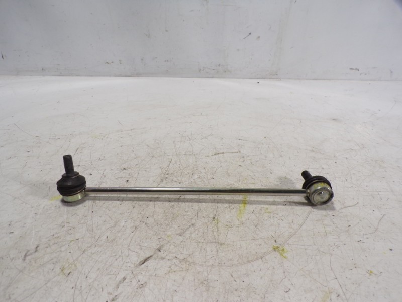 Recambio de tirante delantero derecho para volkswagen touran (5t1) advance bmt referencia OEM IAM 5Q0411315A  