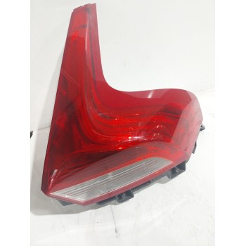 PILOTO TRASERO DERECHO 31395845 31420003 