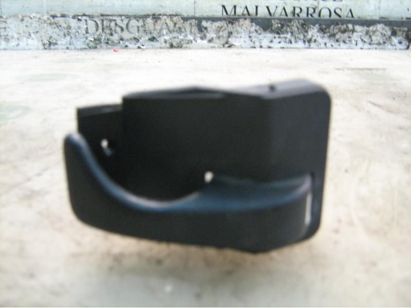 Recambio de maneta interior delantera derecha para ford fiesta berl./courier 1.8 16v cat referencia OEM IAM   