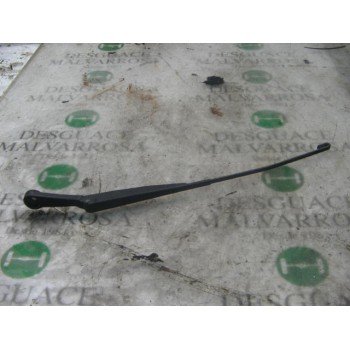 BRAZO LIMPIA DELANTERO DERECHO 