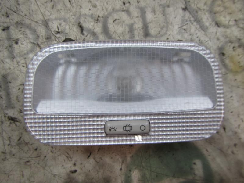 Recambio de piloto interior para citroën c4 berlina lx referencia OEM IAM   