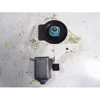 MOTOR ELEVALUNAS DELANTERO DERECHO 8K0959812A 8K0959812A 