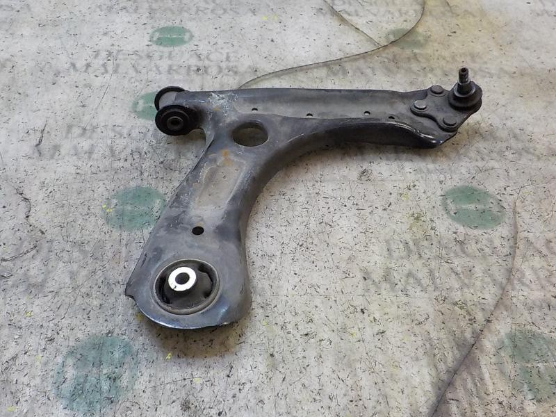 Recambio de brazo suspension inferior delantero derecho para seat ibiza sc (6p5) 1.4 tdi referencia OEM IAM 6R0407152F  