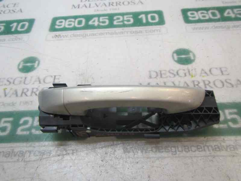 Recambio de maneta exterior delantera derecha para volkswagen golf vi (5k1) 1.6 tdi referencia OEM IAM 1K8837206EGRU  