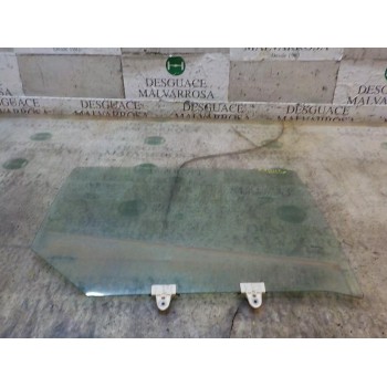 CRISTAL PUERTA TRASERO DERECHO 823000026R 