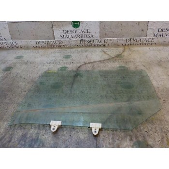 CRISTAL PUERTA TRASERO IZQUIERDO 823010028R 