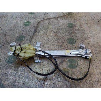 ELEVALUNAS TRASERO DERECHO 827200008R 