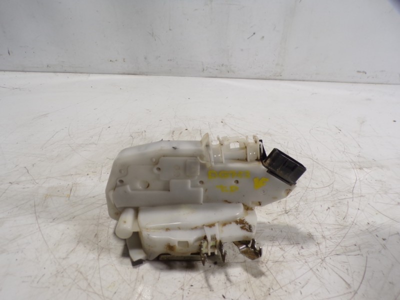 Recambio de cerradura puerta trasera derecha para nissan x-trail (t32) acenta 4x4 referencia OEM IAM 825006FR0A 9404CHN 9404CHN