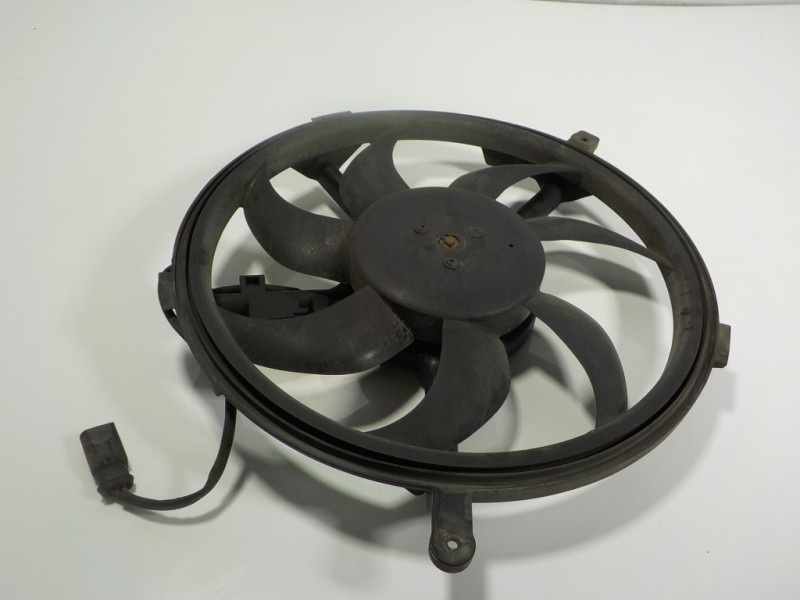 Recambio de electroventilador para bmw mini (r56) 1.4 16v cat referencia OEM IAM  0130303019 