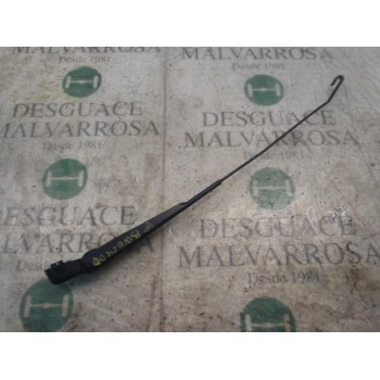 BRAZO LIMPIA DELANTERO DERECHO 