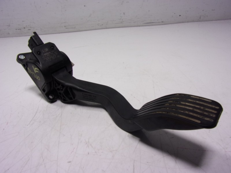 Recambio de potenciometro pedal para citroën c4 lim. 1.6 16v referencia OEM IAM 1601CQ 00C3E2045 