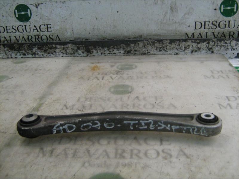 Recambio de brazo suspension superior trasero izquierdo para volkswagen touareg (7la) v6 referencia OEM IAM 7L0505397  