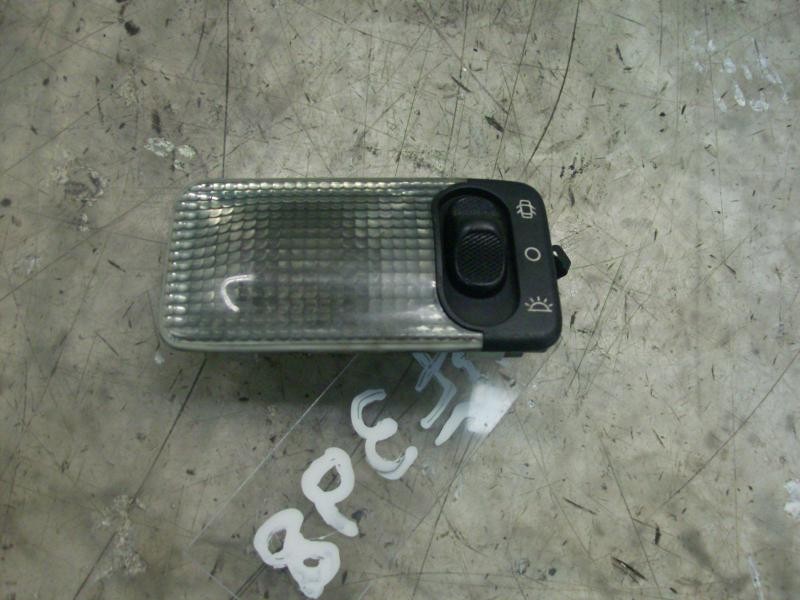 Recambio de piloto interior para citroën xsara berlina 2.0 hdi exclusive (80kw) referencia OEM IAM   