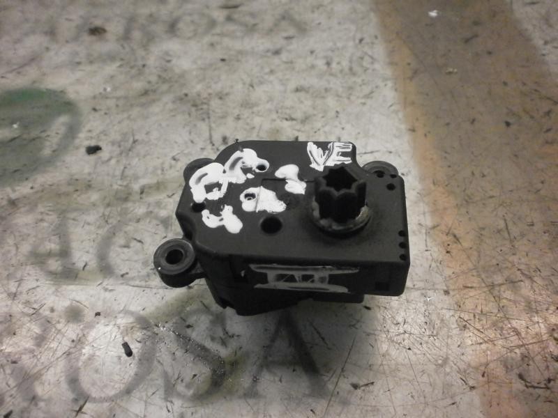 Recambio de motor apertura trampillas climatizador para renault megane ii berlina 5p confort dynamique referencia OEM IAM   