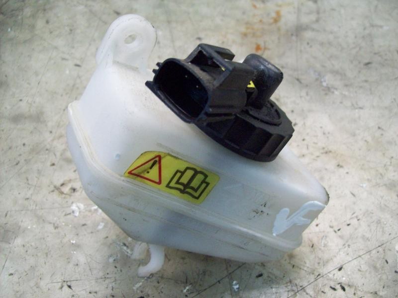 Recambio de deposito servo para ford focus berlina (cak) trend referencia OEM IAM   