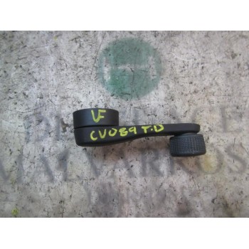 MANETA ELEVALUNAS TRASERA DERECHA 1P08375819B9 