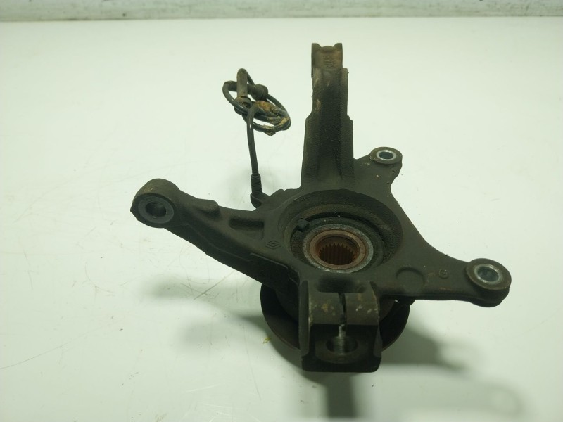 Recambio de mangueta delantera izquierda para dacia dokker furgoneta/monovolumen 1.6 referencia OEM IAM   