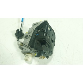 CERRADURA PUERTA TRASERA DERECHA 4E0839016H 4E0839010 