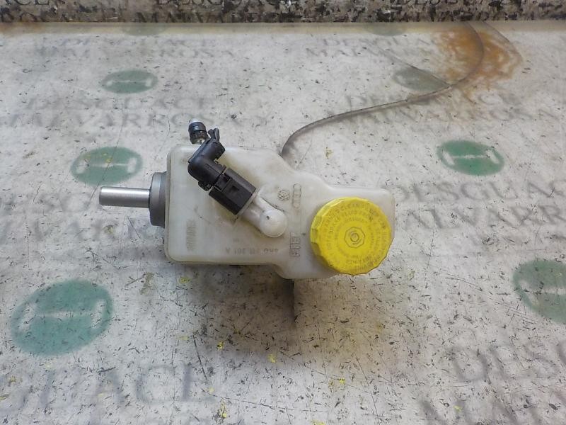 Recambio de bomba freno para skoda fabia (5j2 ) 1.2 12v referencia OEM IAM 6R1611019D  