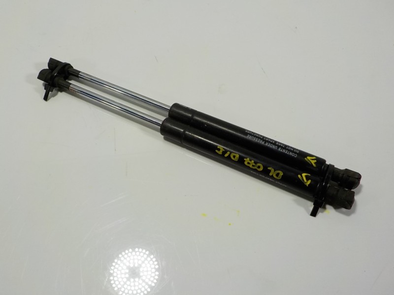 Recambio de amortiguador capot para bmw serie 5 berlina (e60) 3.0 turbodiesel cat referencia OEM IAM 51237008745  