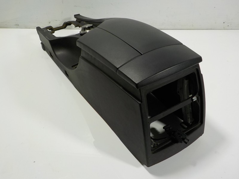 Recambio de apoyabrazos central para bmw serie 5 berlina (e60) 3.0 turbodiesel cat referencia OEM IAM 51169191771 51167034085 