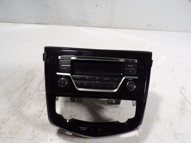 Recambio de sistema audio / radio cd para nissan x-trail (t32) acenta 4x4 referencia OEM IAM 281856FP0A 281856FP0A 