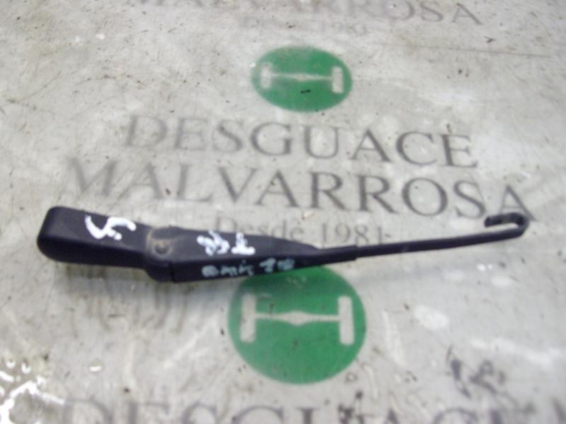Recambio de brazo limpia trasero para hyundai matrix (fc) 1.6 gls referencia OEM IAM 9881017000  