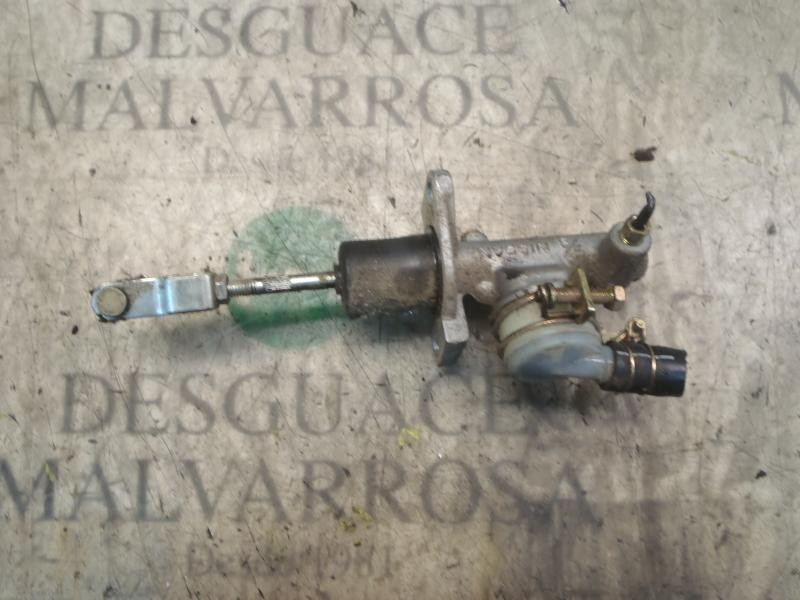 Recambio de bomba embrague para nissan cabstar 3.0 td referencia OEM IAM   