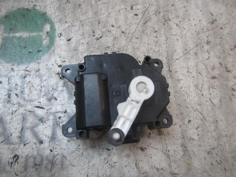 Recambio de modulo electronico para toyota yaris 1.3 16v cat referencia OEM IAM 871060D040 MF1138002810 MF1138002810