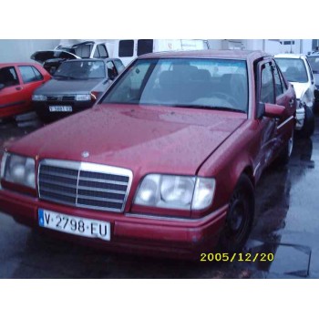 MERCEDES-BENZ CLASE E (W124) BERLINA