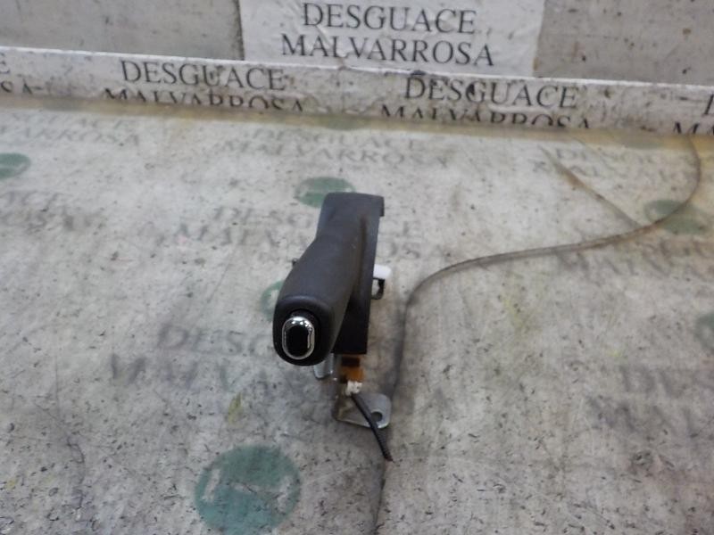 Recambio de palanca freno de mano para toyota yaris 1.4 turbodiesel cat referencia OEM IAM 462100D230C0  