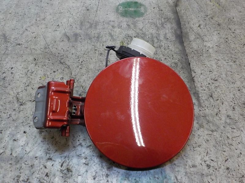 Recambio de tapa combustible para toyota yaris 1.4 turbodiesel cat referencia OEM IAM 773500D080  