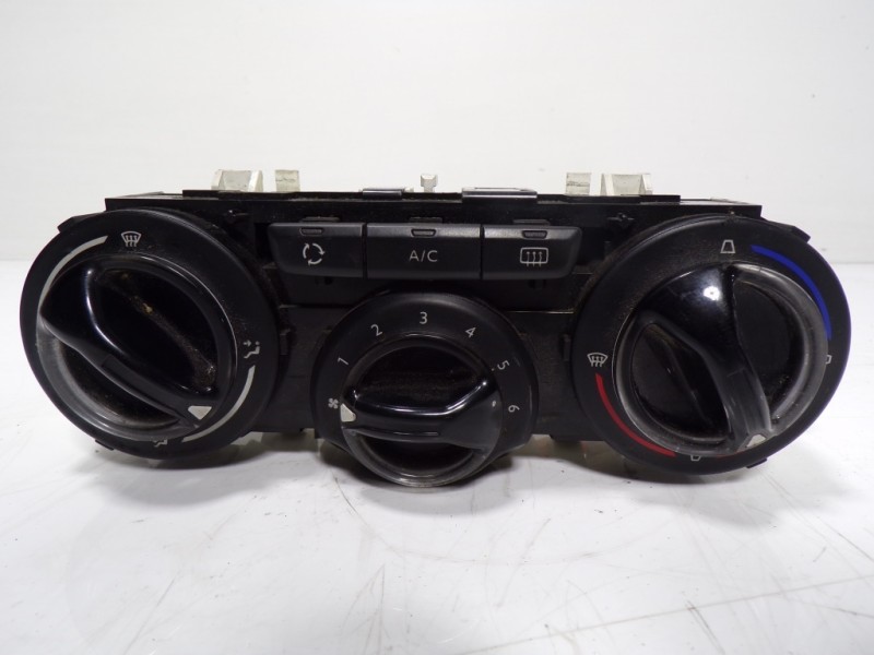 Recambio de mando calefaccion / aire acondicionado para peugeot 208 1.6 blue-hdi fap referencia OEM IAM 9672248380 E1063071 