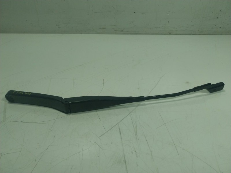 Recambio de brazo limpia delantero izquierdo para volkswagen t-cross 1.0 tsi referencia OEM IAM 2GM955409A03C  