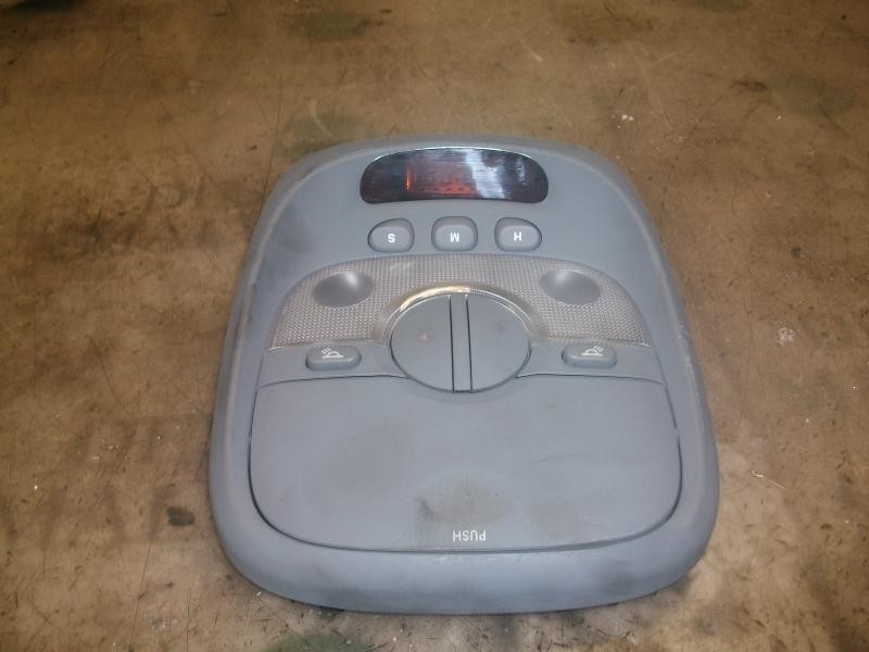 Recambio de mando multifuncion para kia carens 2.0 crdi ex monovolumen referencia OEM IAM   