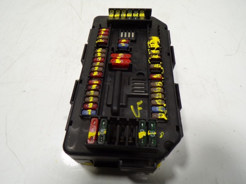 Recambio de caja reles / fusibles para bmw serie 3 touring (f31) 320d referencia OEM IAM 61149224866 922487904 