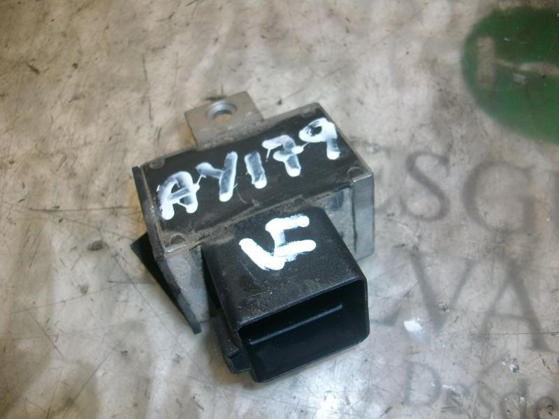 Recambio de caja precalentamiento para renault clio ii fase ii (b/cb0) confort dynamique referencia OEM IAM   