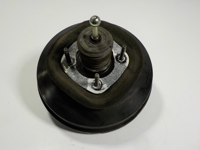 Recambio de servofreno para peugeot 208 1.6 blue-hdi fap referencia OEM IAM 1609894980 9811514380 0617536